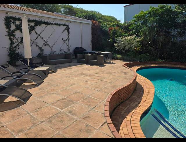 3 BEDROOM APARTMENT FOR SALE IN UMHLANGA ROCKS